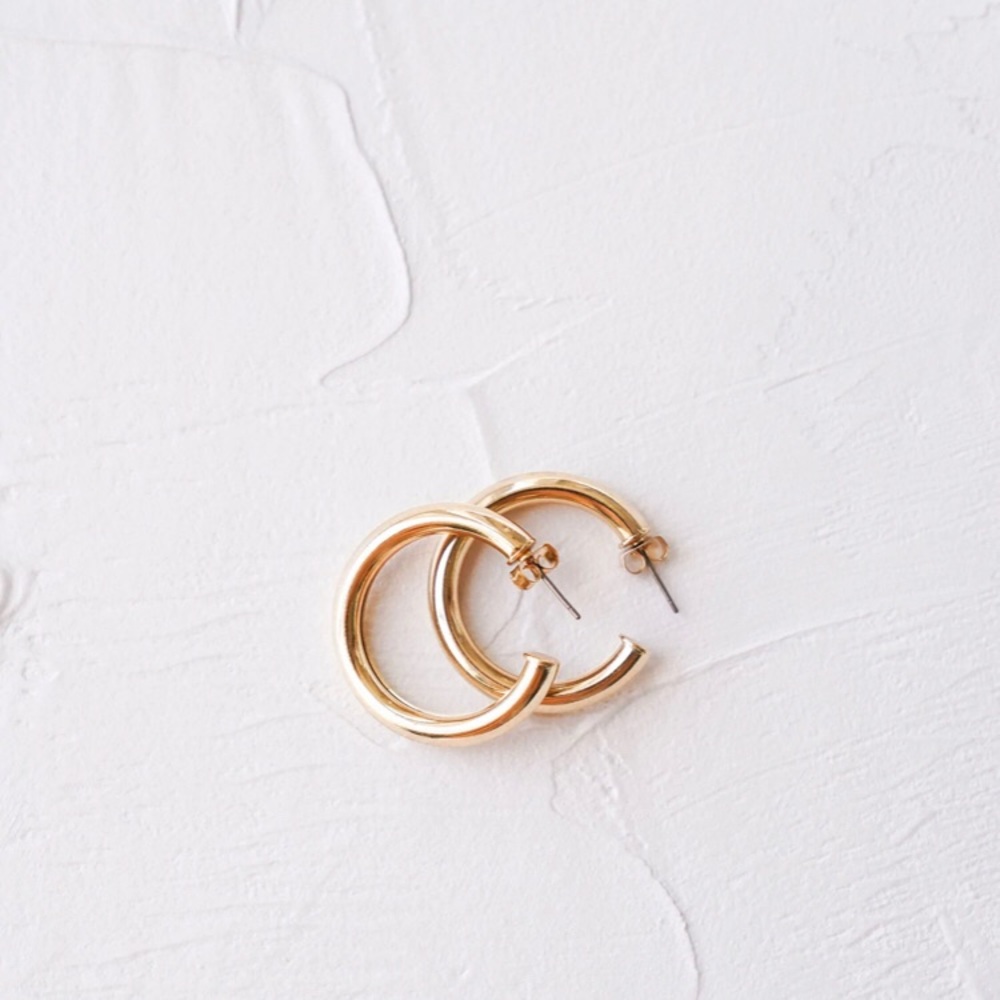Mae hoop earrrings